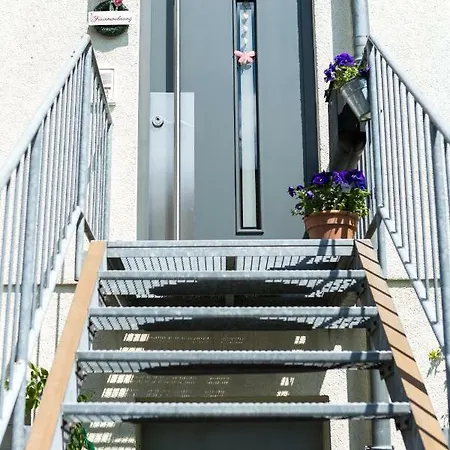Ferienwohnung Mittendrin Bergisch Gladbach Buitenkant foto